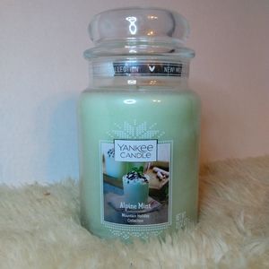Alpine mint Yankee candle NWT